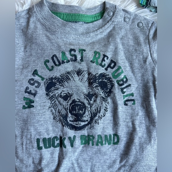 Baby lucky brand bundle tshirt and button down shirt size 12M - Picture 4 of 17